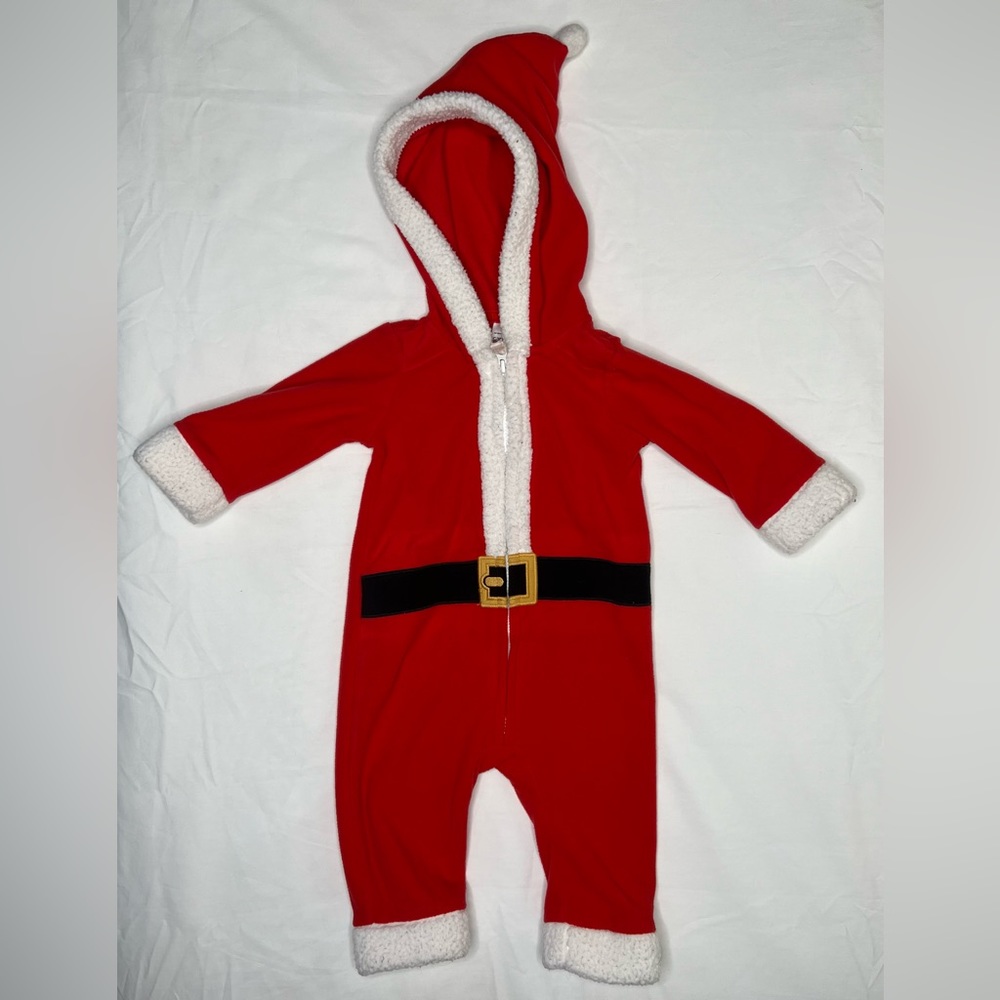 6 month unisex Santa suit body suit by Carter’s 6 mo Christmas one piece